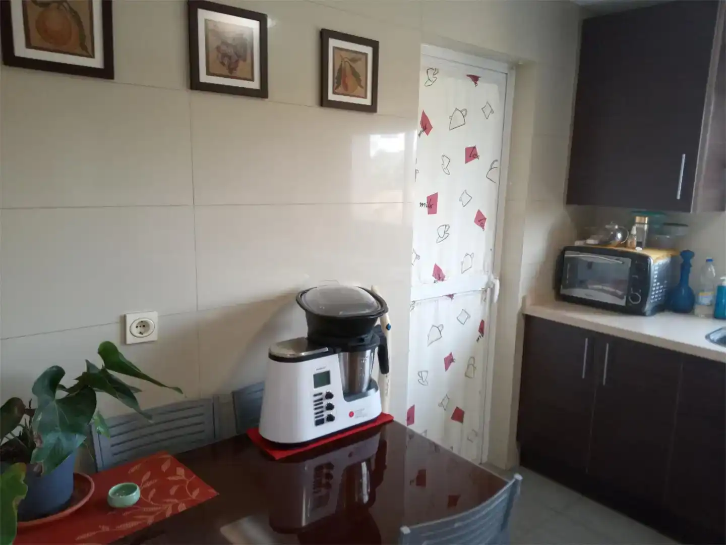 Küche von Wohnung zum Verkauf in Torremolinos mit Klimaanlage, Terrasse und Schwimmbad