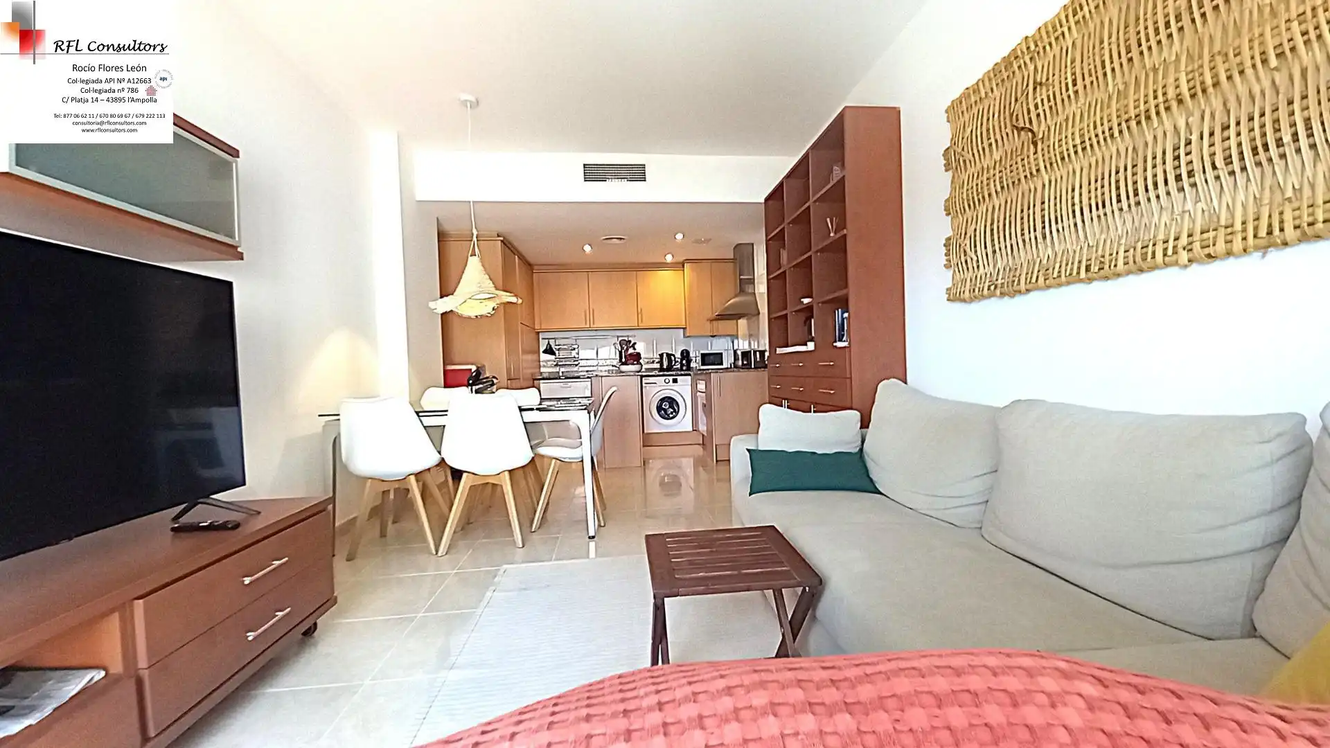 Sala d'estar de Apartament en venda en L'Ampolla amb Calefacció i Balcó