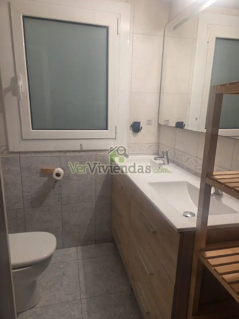 Baño de Casa o chalet en venta en Vallirana con Aire acondicionado, Calefacción y Jardín privado