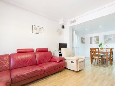 Flat with balcony for sale in San Luis