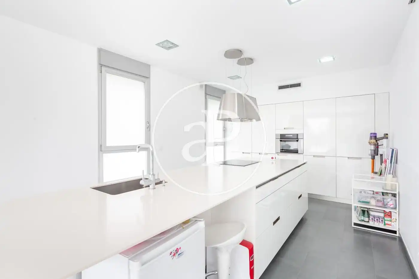 Kitchen of Houses for sale in Chiva  with Air Conditioner, Heating and Private garden