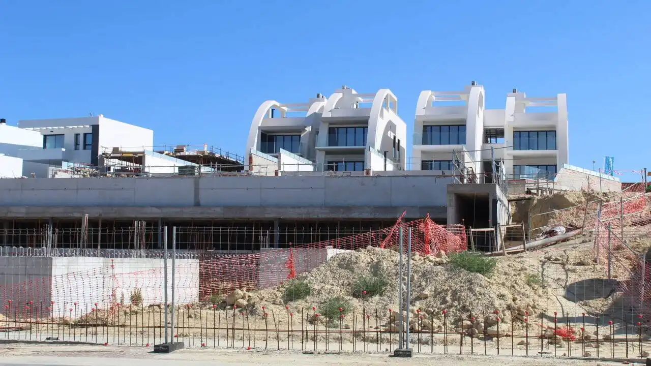 Vista exterior de Apartament en venda en Rojales amb Aire condicionat, Jardí privat i Terrassa