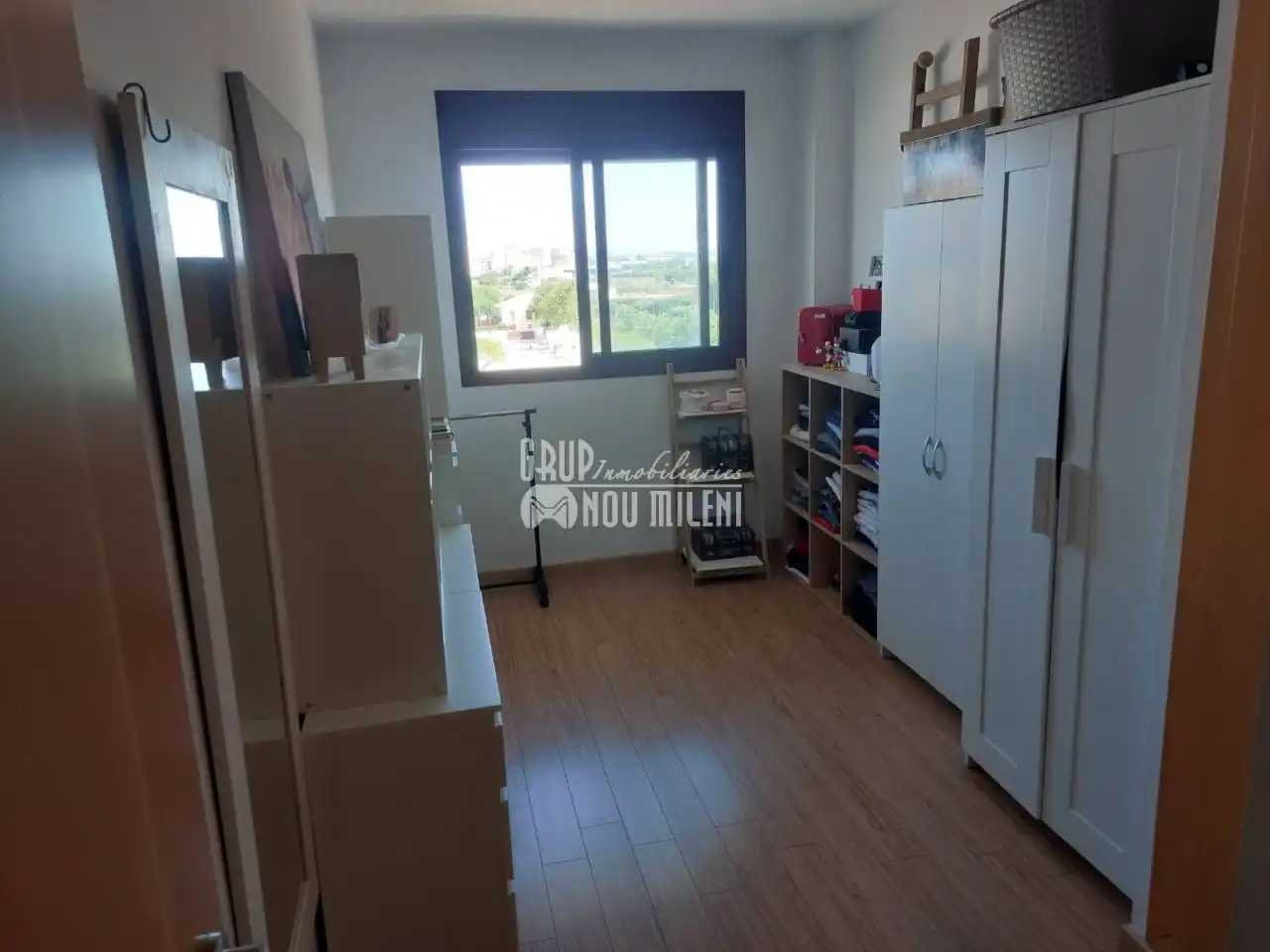 Duplexes for rent in Silla