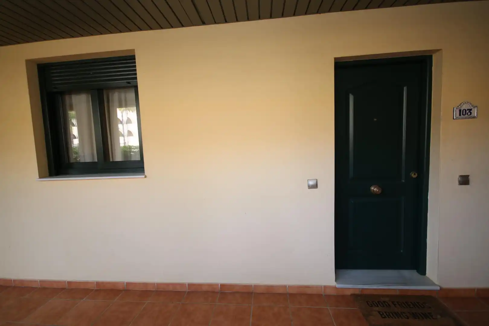 Planta baja en venta en Ayamonte con Aire acondicionado, Calefacción y Jardín privado
