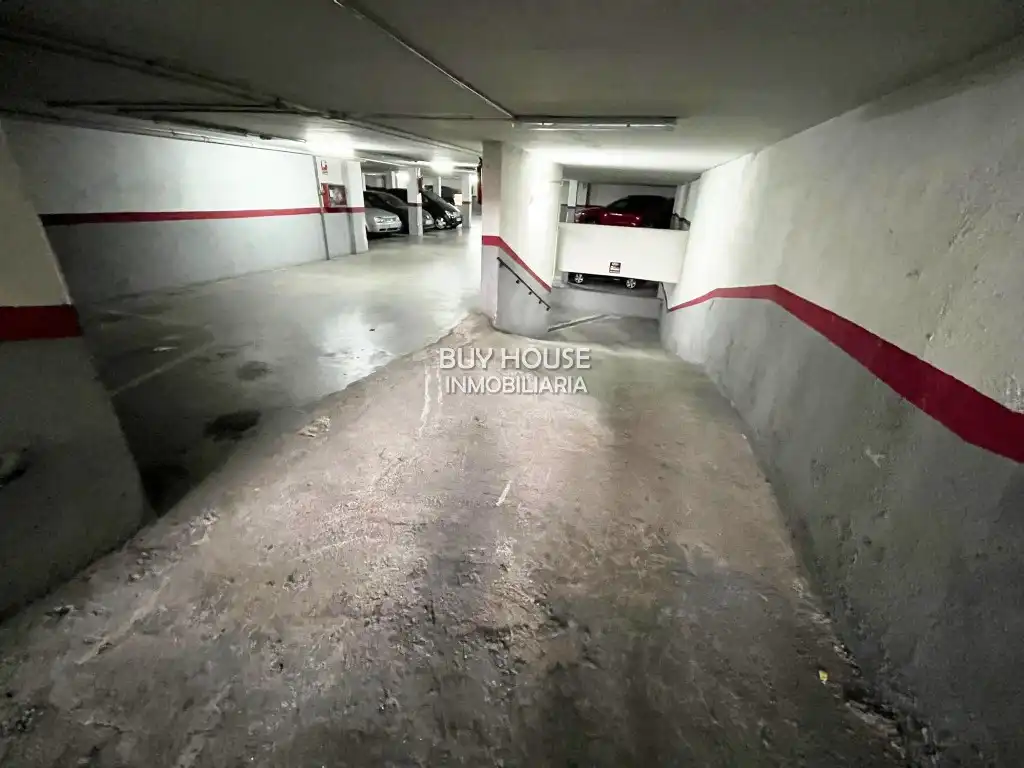 Parking of Garage for rent in Illescas