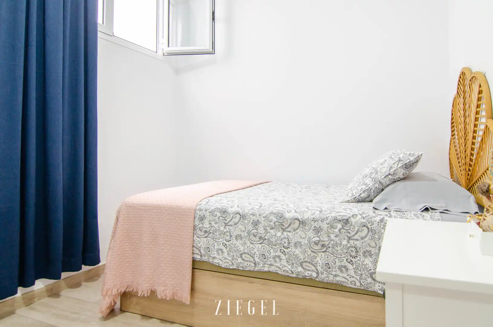 Bedroom of Flat for sale in Las Palmas de Gran Canaria  with Terrace, Storage room and Furnished