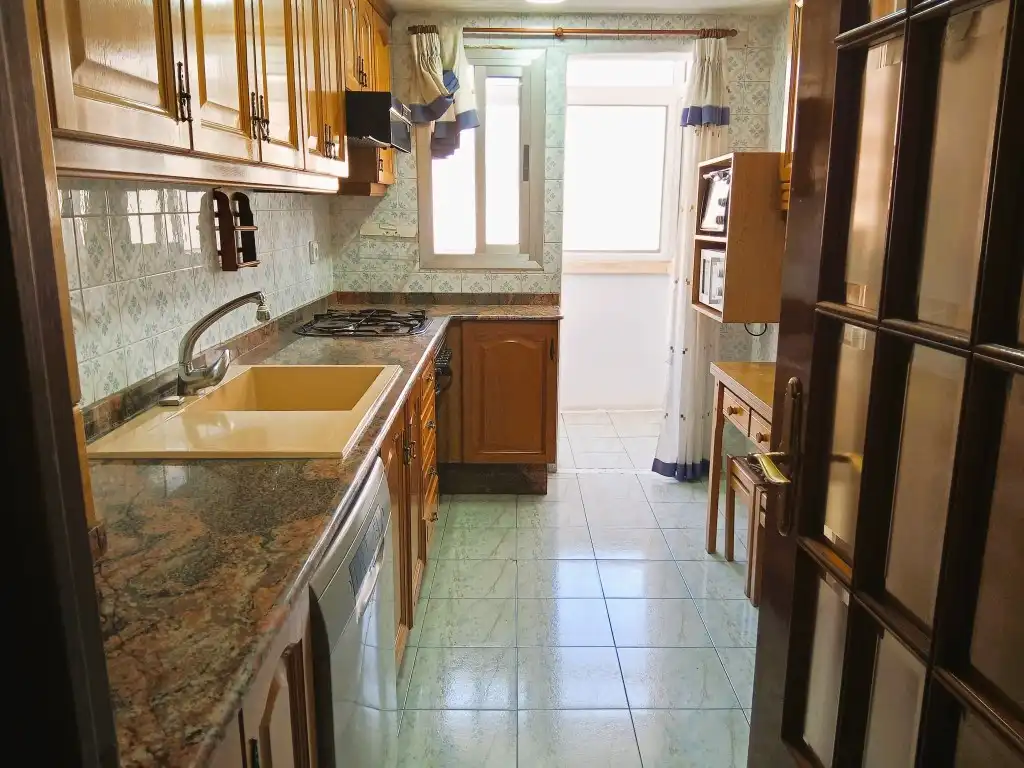 Cocina de Piso en venta en Valencia con Aire acondicionado, Amueblado y Horno