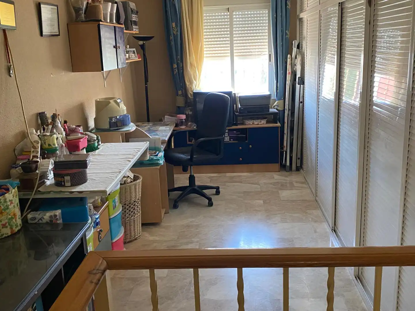 Habitación de Casa adosada en venta en Castilleja de Guzmán con Aire acondicionado, Terraza y Piscina