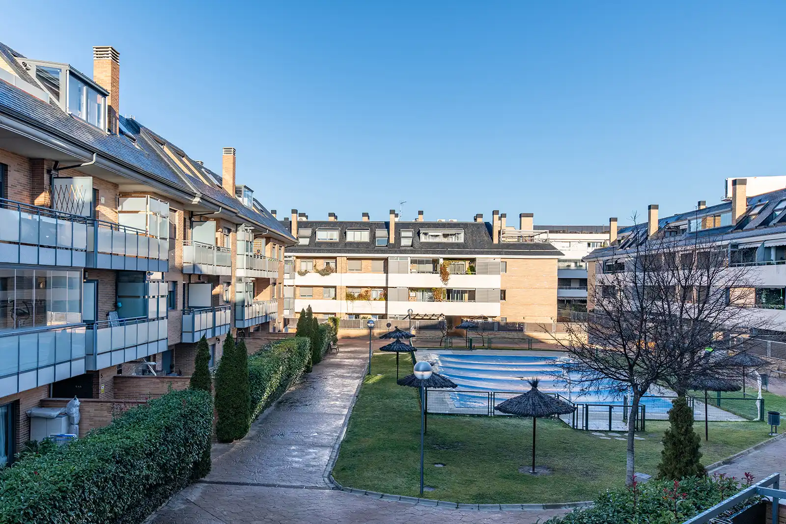 Vista exterior de Piso de alquiler en Las Rozas de Madrid con Aire acondicionado, Calefacción y Terraza