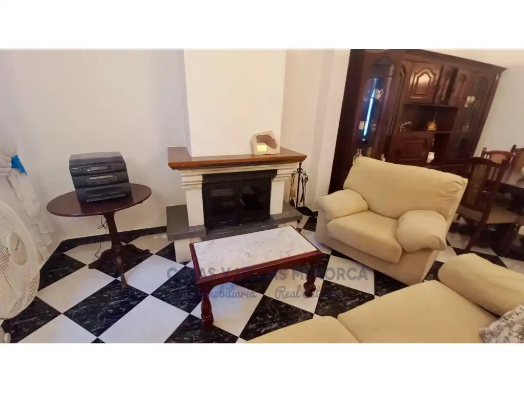 Casa en venta en Carrer Sant Jordi, imagen 4