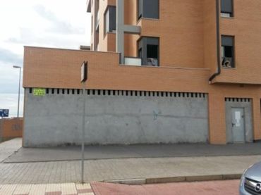 Local comercial de lloguer a Calle Jose Tejera Suarez 43 24193 Navatejera