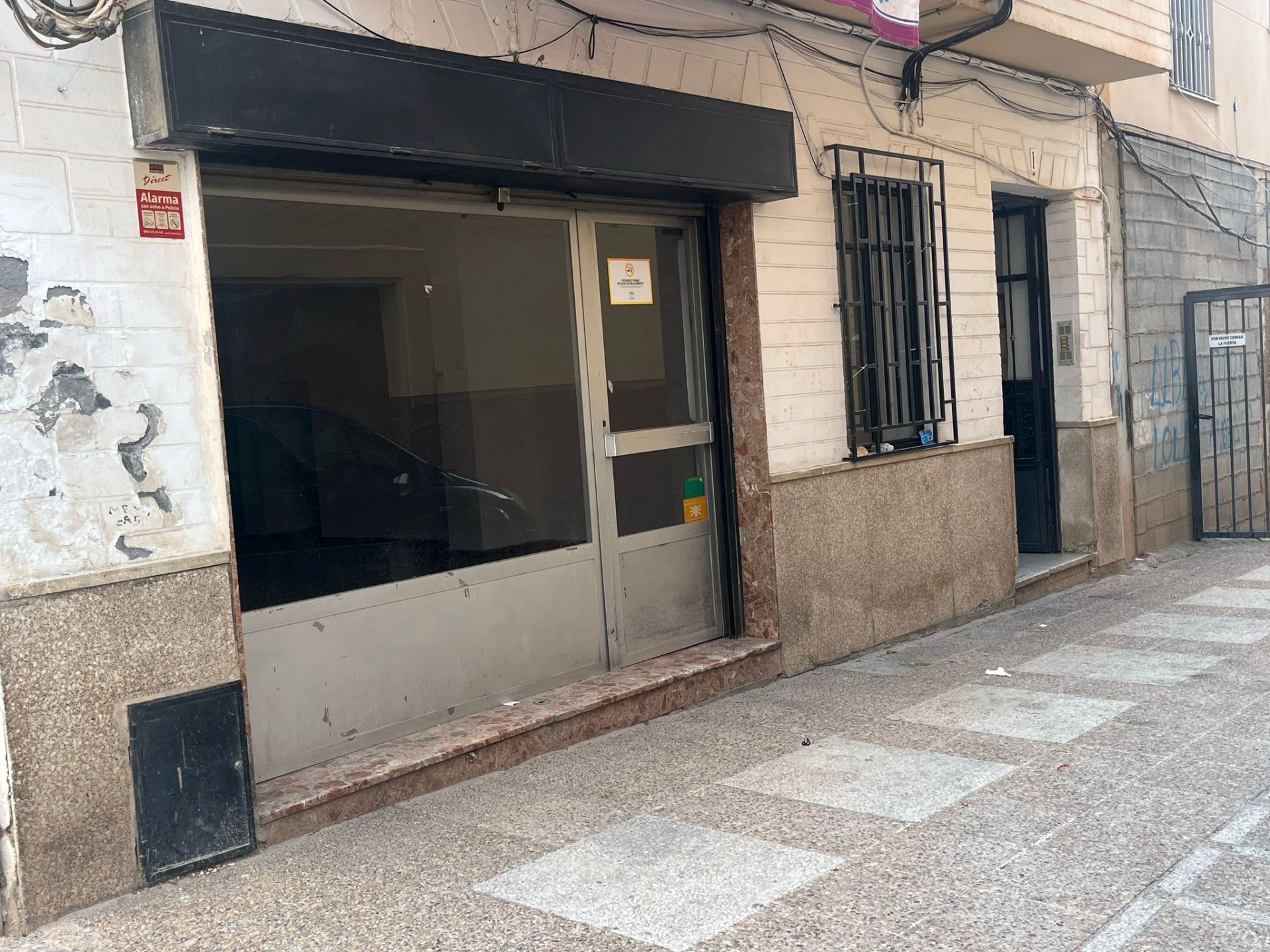 Vista exterior de Local de alquiler en Dúrcal