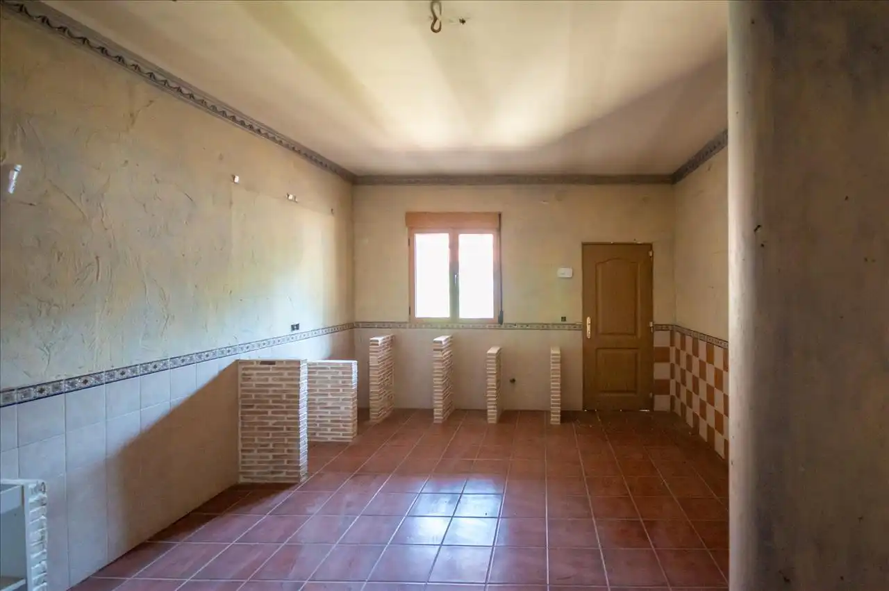 Detached homes for sale in Alcaraz  with Terrace and Storage room