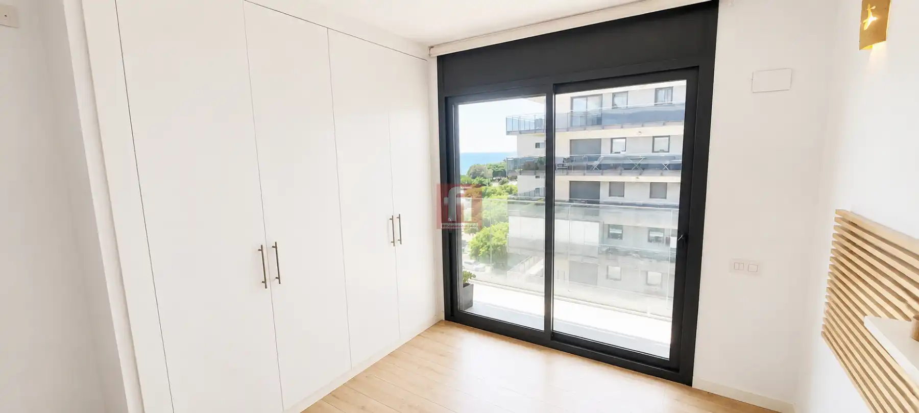Schlafzimmer von Wohnung zur Miete in Mataró mit Klimaanlage, Heizung und Parkett