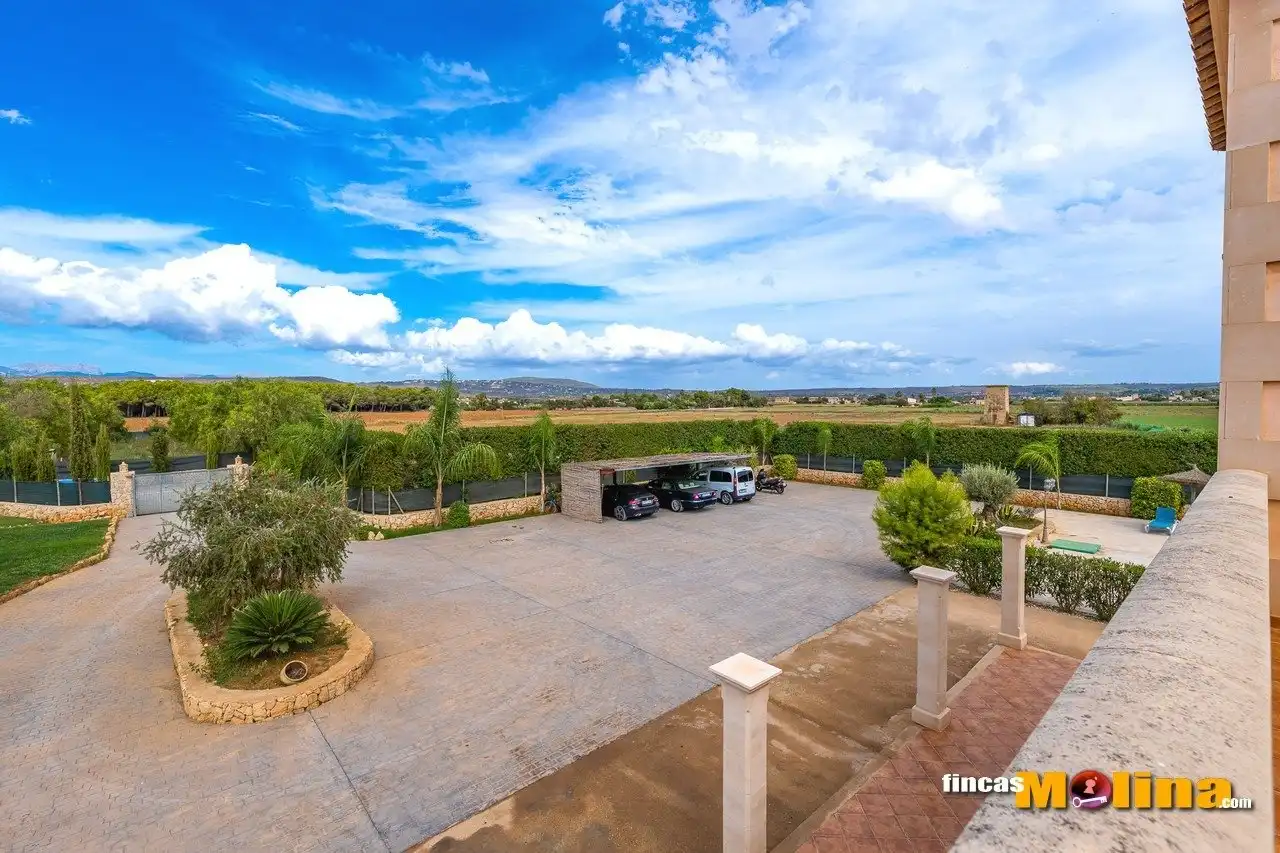 Vista exterior de Casa o xalet en venda en  Palma de Mallorca amb Aire condicionat, Calefacció i Jardí privat