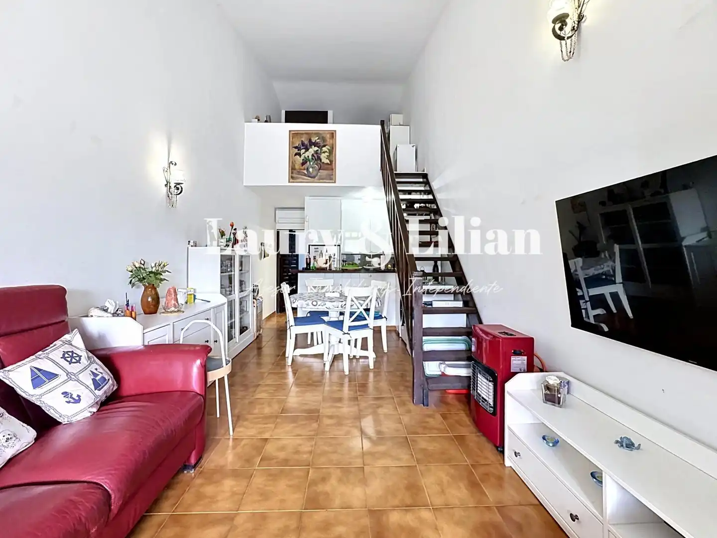 Wohnzimmer von Einfamilien-Reihenhaus zum Verkauf in Empuriabrava mit Heizung