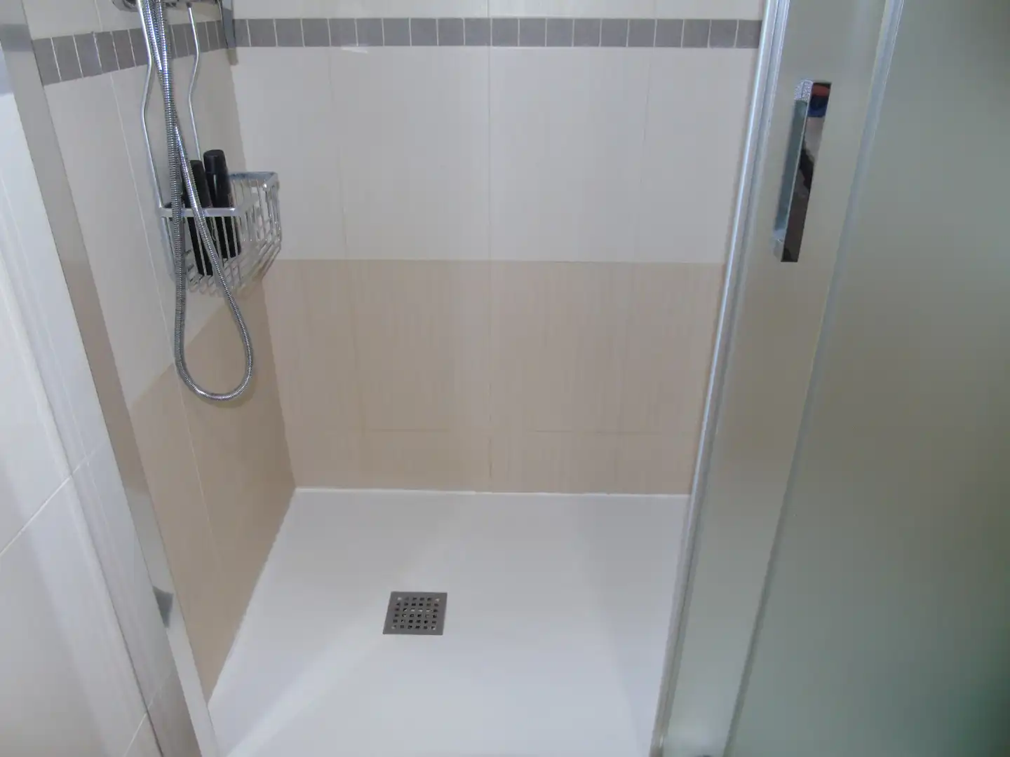 Bathroom of Flat for sale in Ceutí  with Air Conditioner, Heating and Storage room