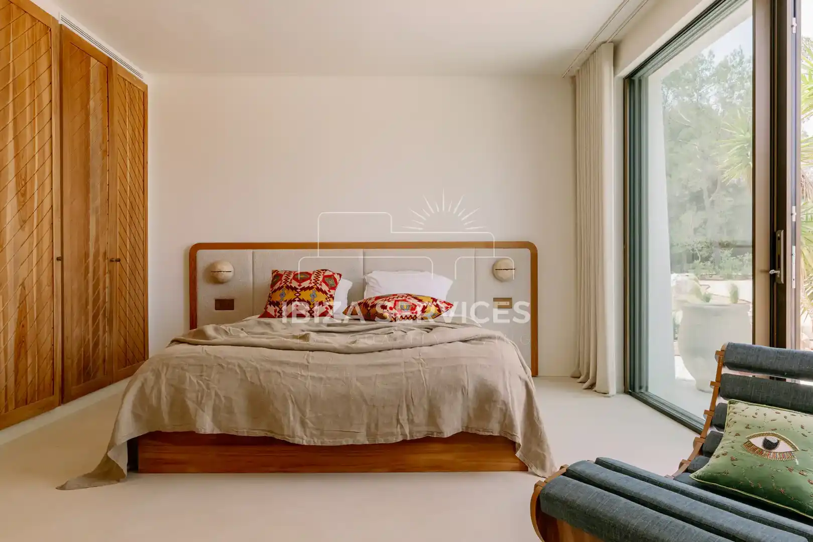 Schlafzimmer von Haus oder Chalet zum Verkauf in Santa Eulària des Riu mit Klimaanlage und Schwimmbad