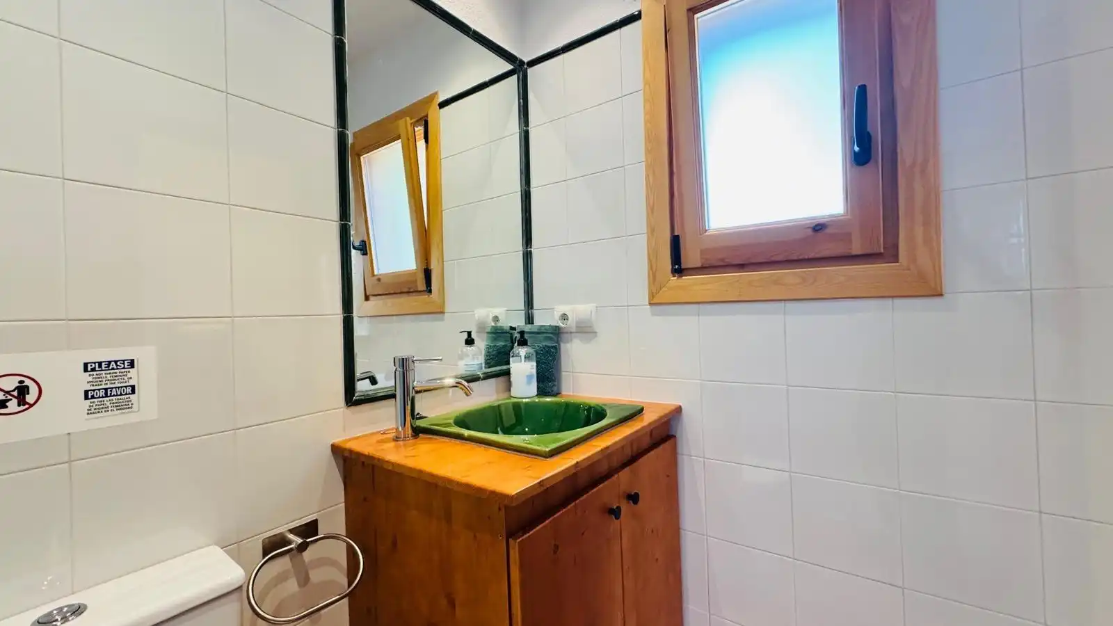 Bany de Casa o xalet de lloguer en Sant Martí Sarroca amb Jardí privat, Terrassa i Piscina