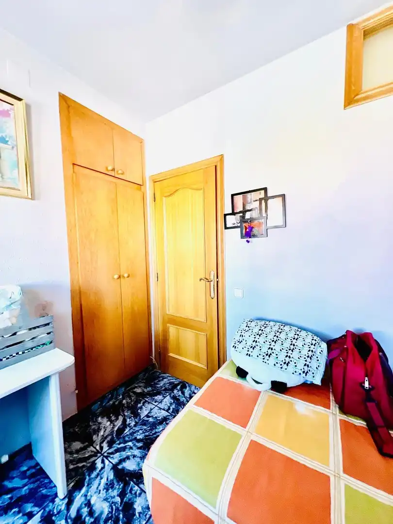 Habitación de Casa adosada en venta en Valls con Aire acondicionado, Calefacción y Jardín privado