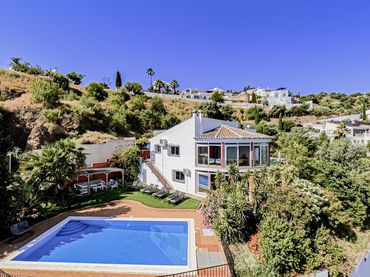 Haus mit Pool zum Verkauf in Viñuela