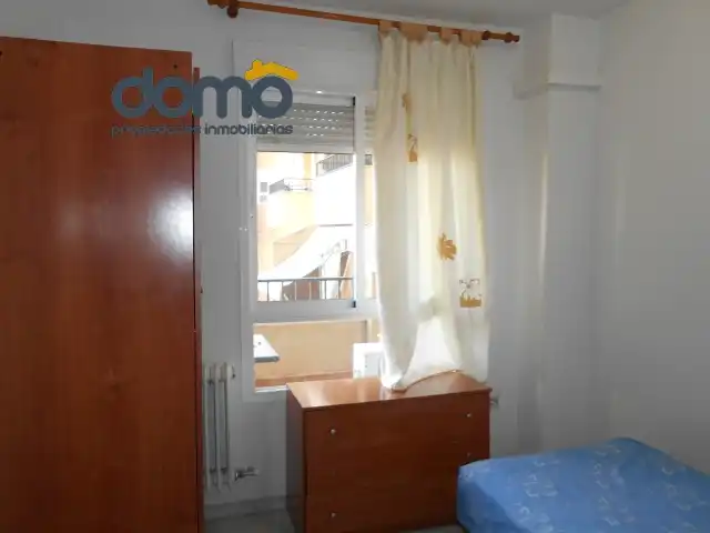 Flat for rent in Calle Emilia Pardo Bazán, Joaquina Eguaras
