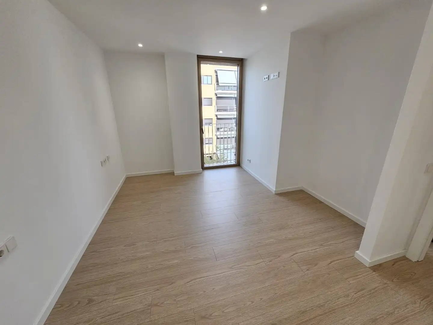 Appartamento con terrazza in affitto a Avinguda de Can Bellet 27, imagen 4