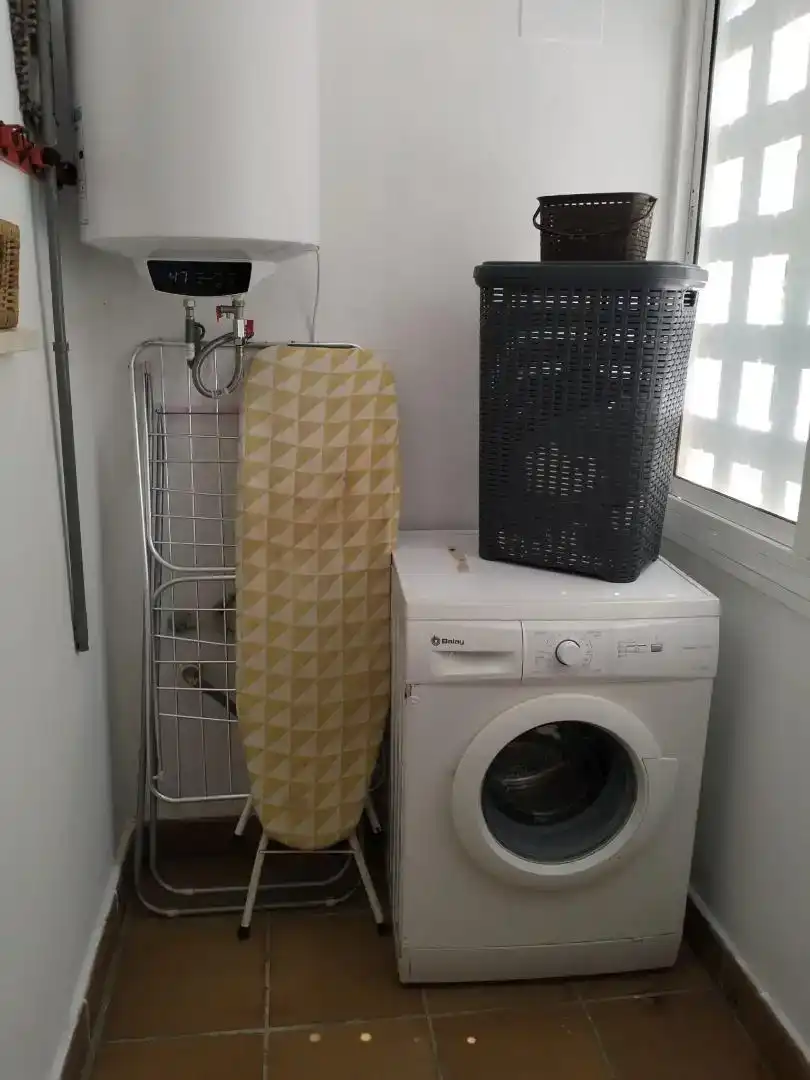 Vista exterior de Piso en venta en Rota con Piscina, Amueblado y Horno