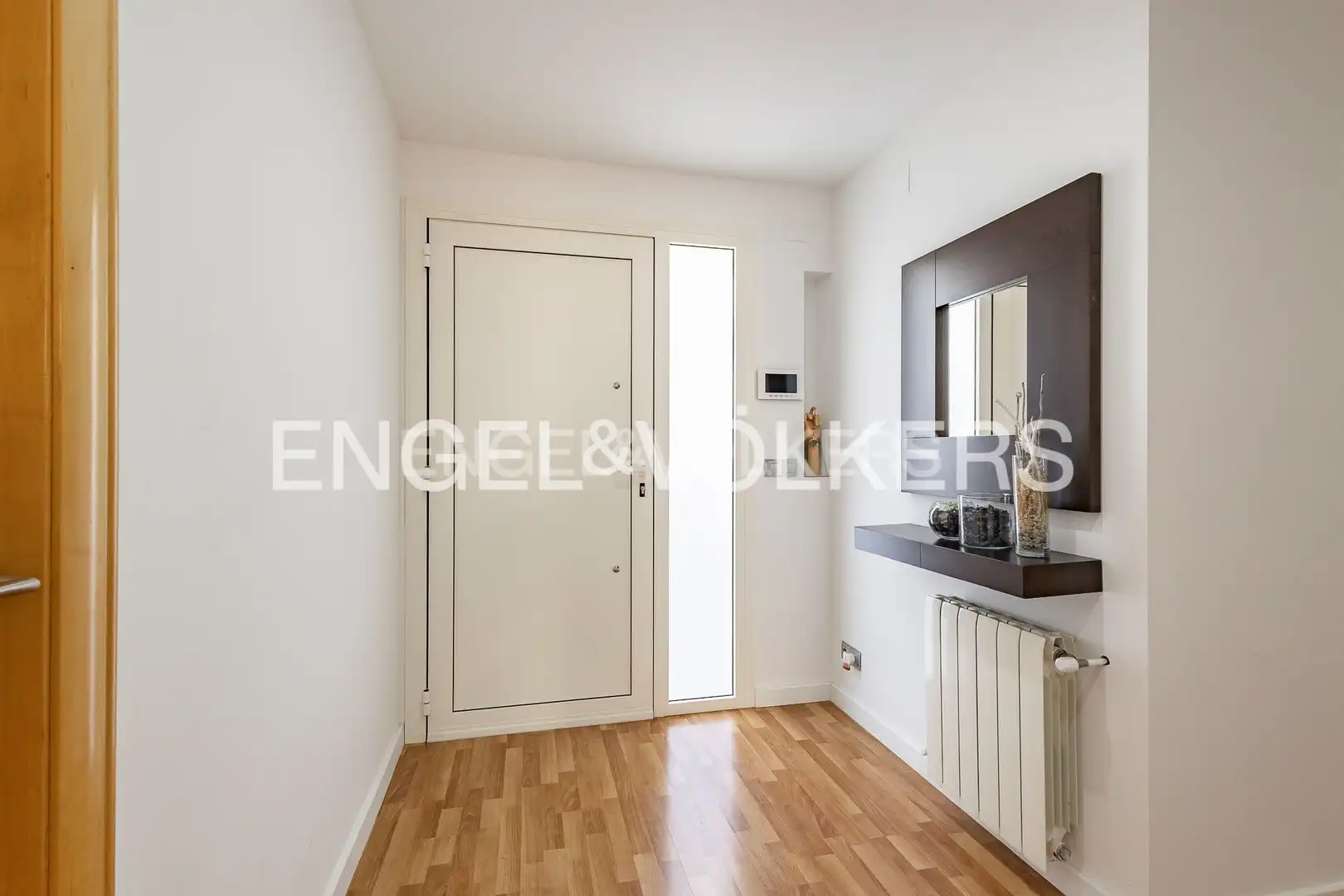 Wohnung zur Miete in Esplugues de Llobregat mit Klimaanlage, Heizung und Parkett