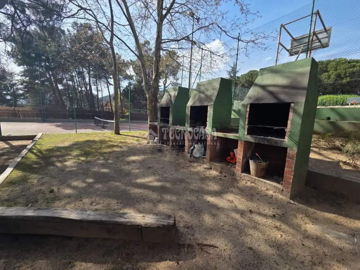 Jardín de Piso en venta en Collado Mediano con Calefacción y Trastero
