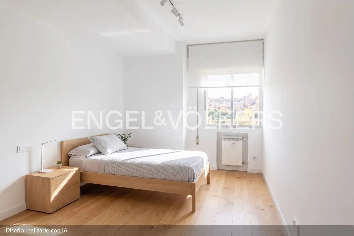 Habitación de Piso en venta en Madrid con Calefacción, Parquet y Terraza