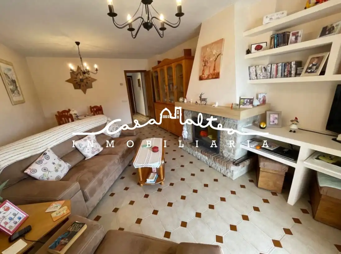 Sala de estar de Casa o chalet en venta en La Nucia con Aire acondicionado, Jardín privado y Trastero