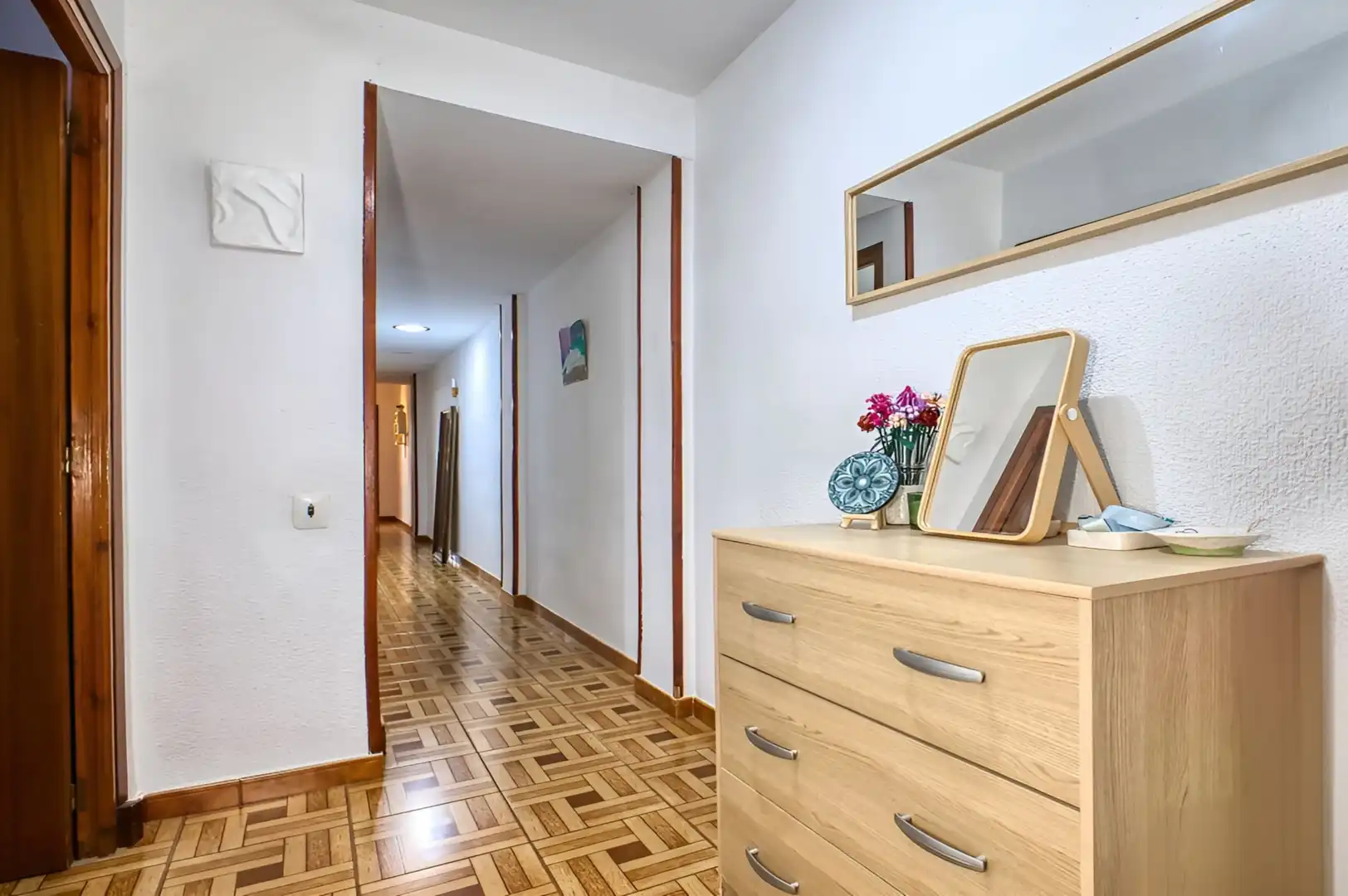 Wohnung zum Verkauf in Mutxamel mit Parkett, Terrasse und Möbliert