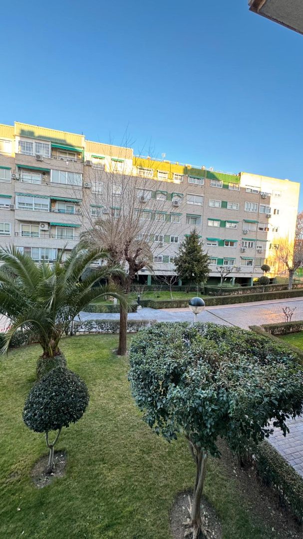 Exterior view of Flat for sale in San Fernando de Henares  with Heating and Private garden