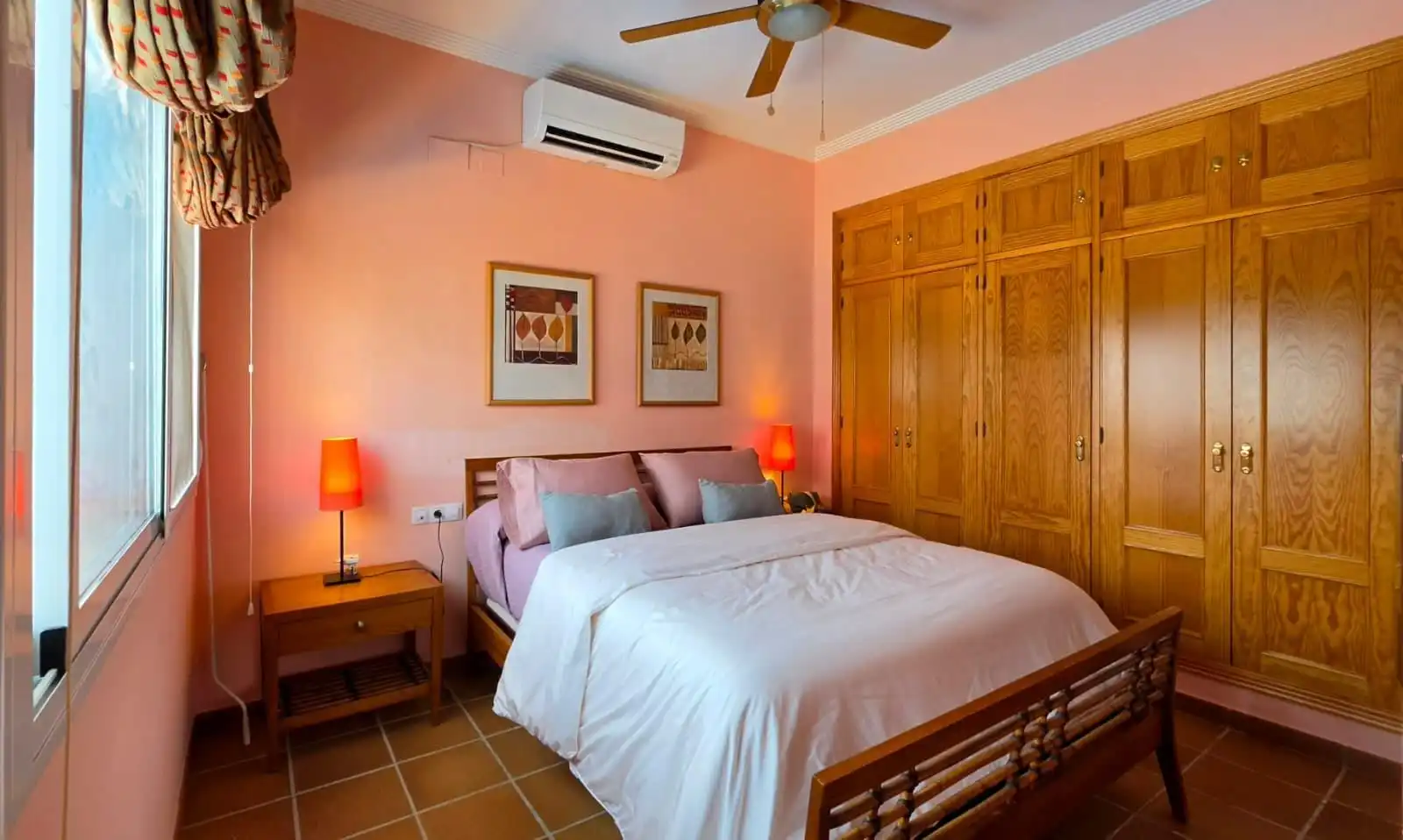 Habitación de Casa o chalet en venta en Guillena con Aire acondicionado y Piscina