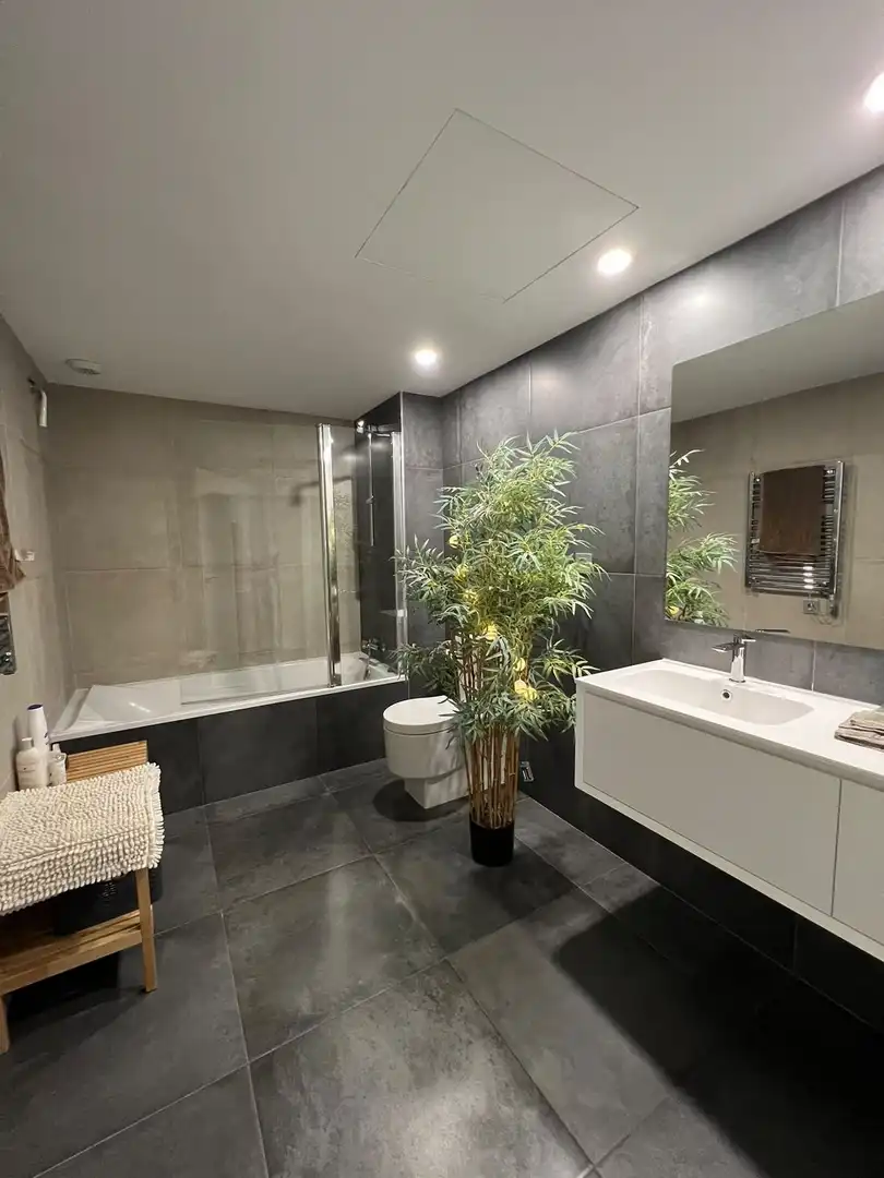 Badezimmer von Wohnung zum Verkauf in Torrero-La Paz