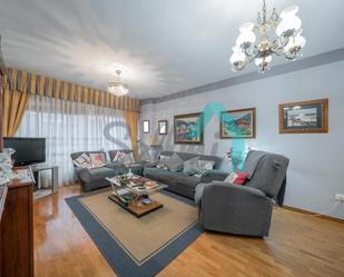 Living room of Flat for sale in Oviedo 