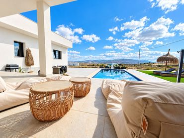 Villa avec piscine à vendre à El Pinós / Pinoso