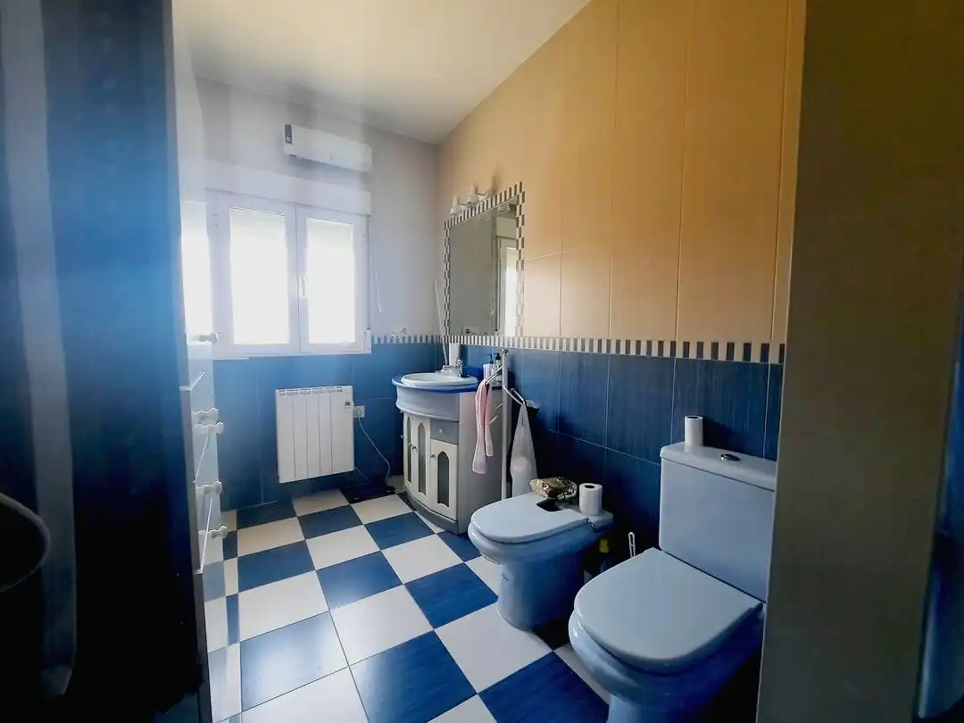 Badezimmer von Haus oder Chalet zum Verkauf in Escalona mit Klimaanlage, Heizung und Abstellraum