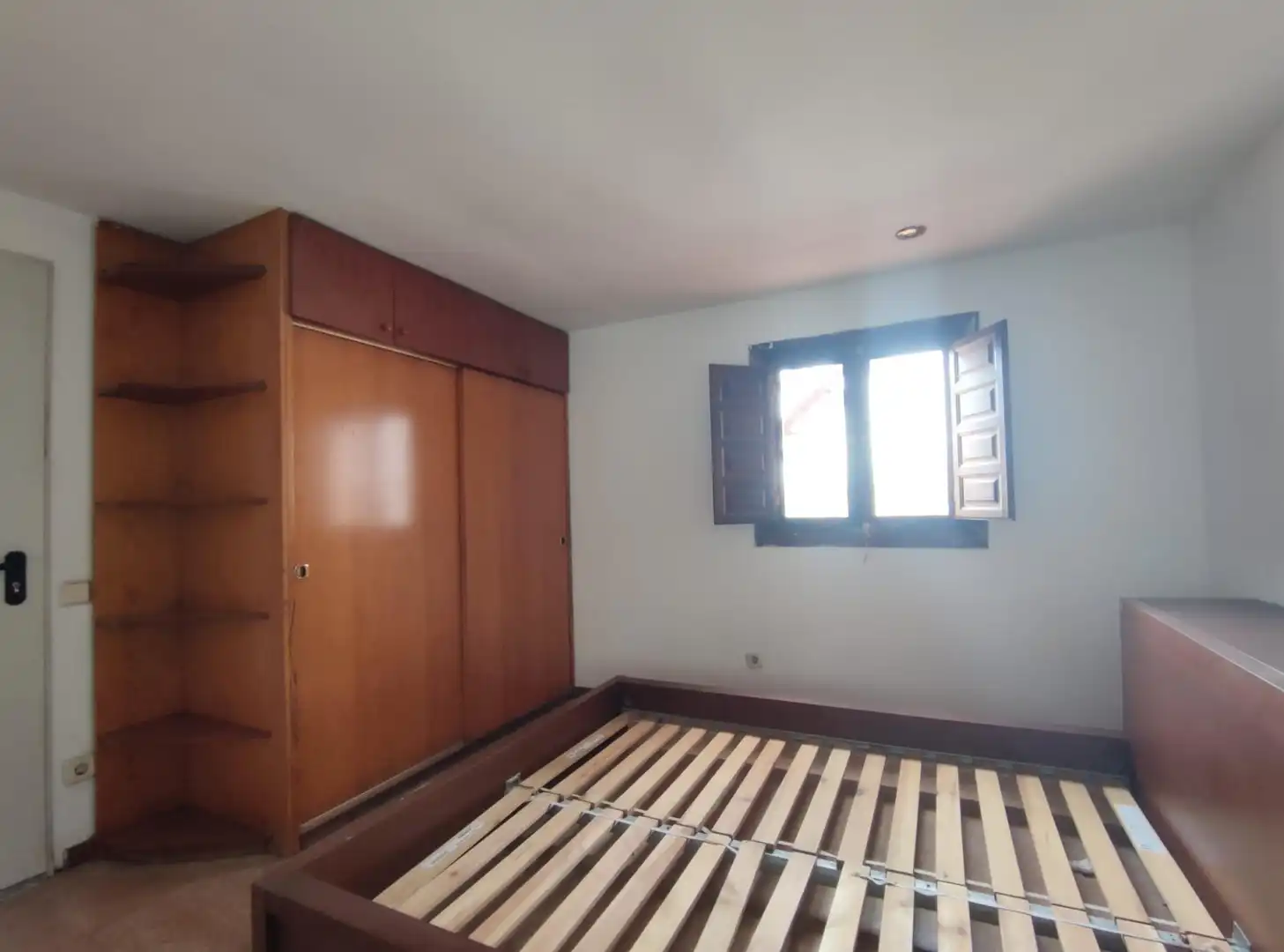 Dormitori de Casa o xalet en venda en Sabadell amb Calefacció, Terrassa i Balcó