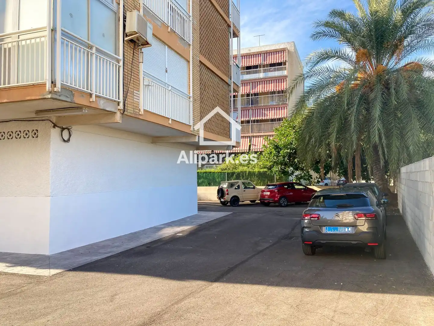 Vista exterior de Pis en venda en Alicante / Alacant amb Terrassa i Moblat