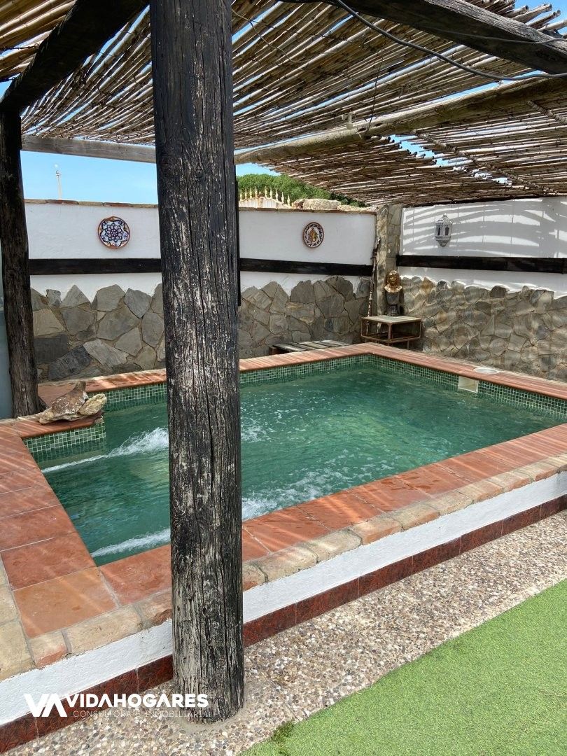 Swimming pool of Residential for sale in Rota