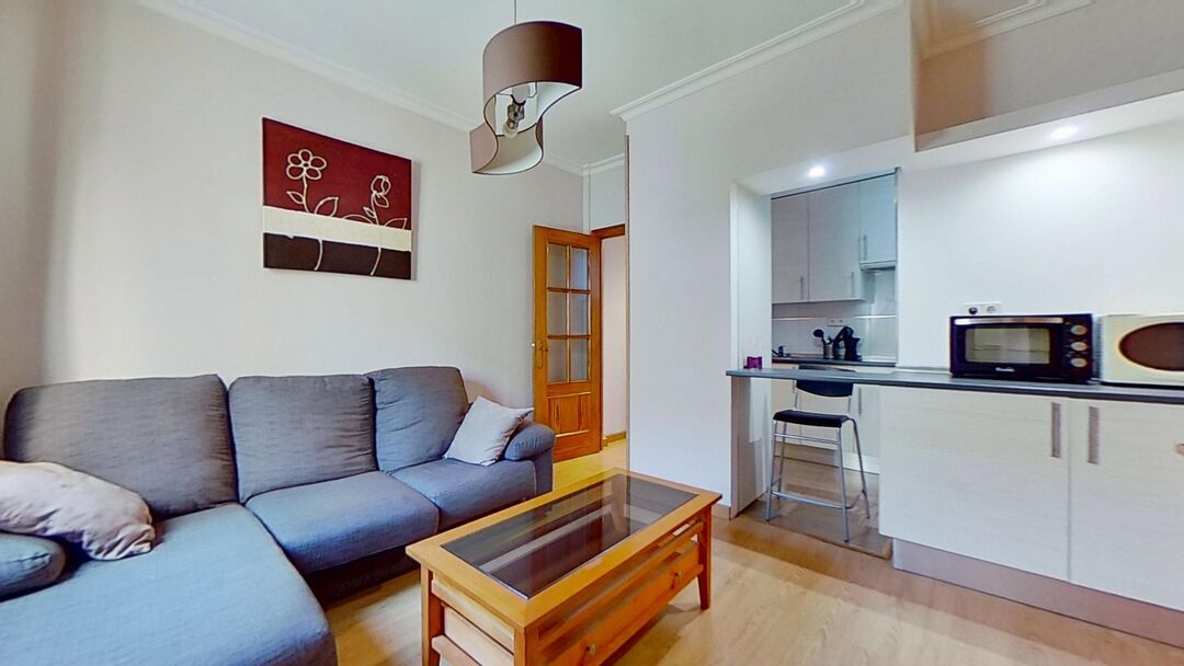 Sala d'estar de Pis de lloguer en  Madrid Capital amb Calefacció