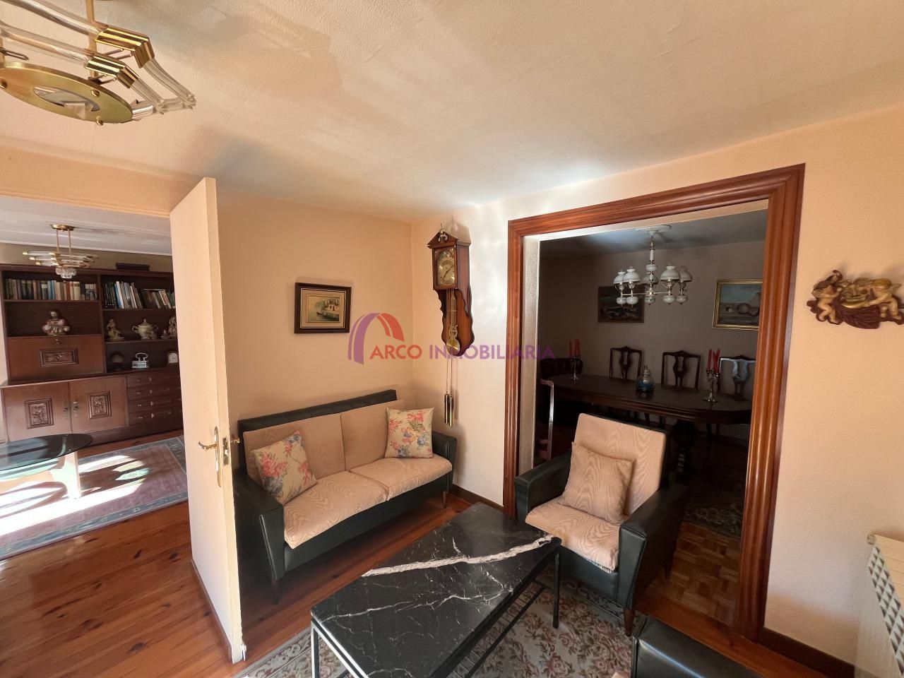 Sala de estar de Piso en venta en Burgos Capital con Calefacción