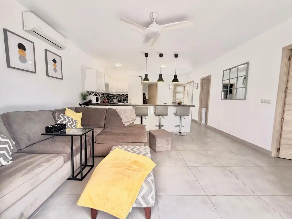 Living room of Detached homes for sale in Benalmádena  with Air Conditioner, Heating and Private garden