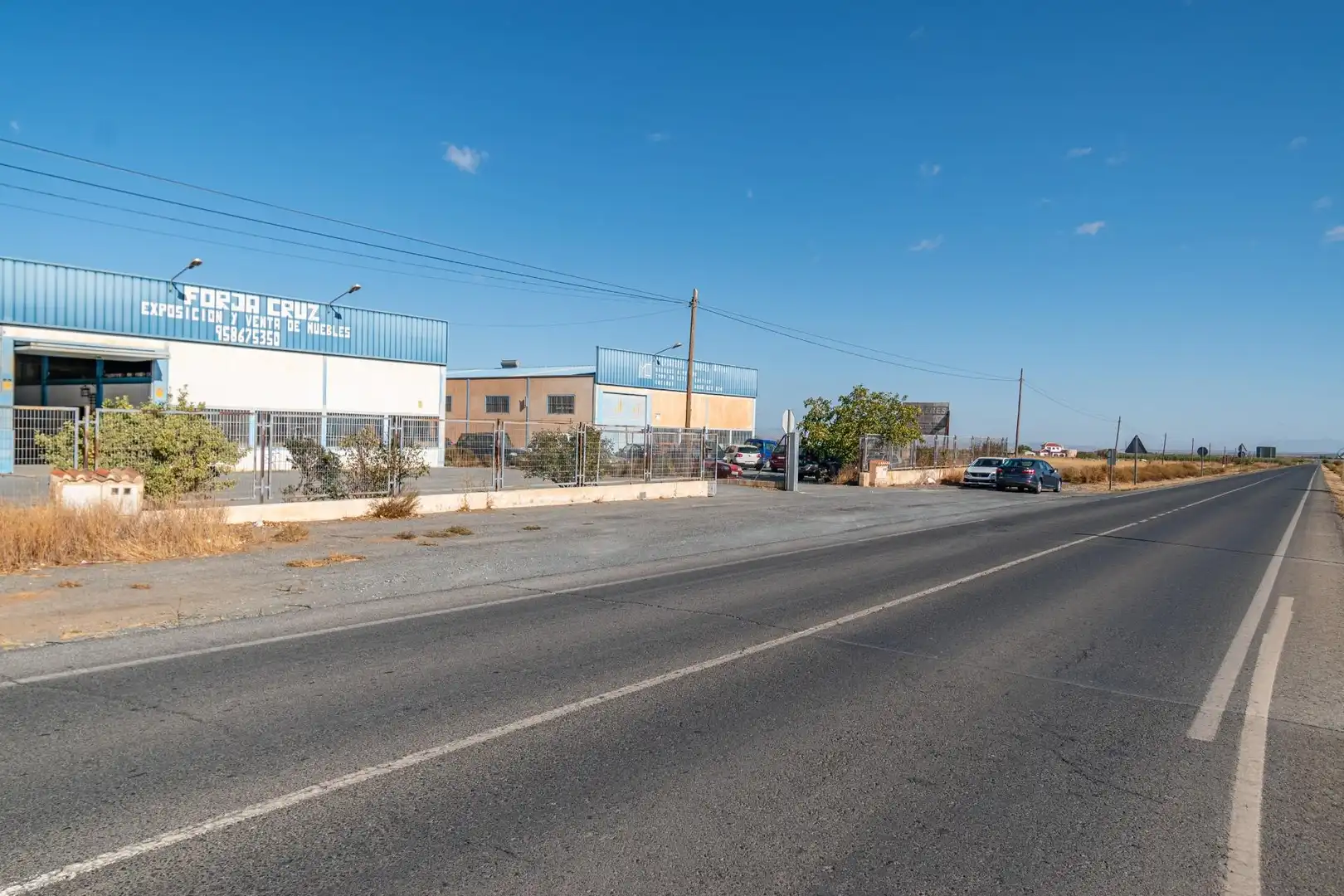 Vista exterior de Nave industrial en venta en Cogollos de Guadix