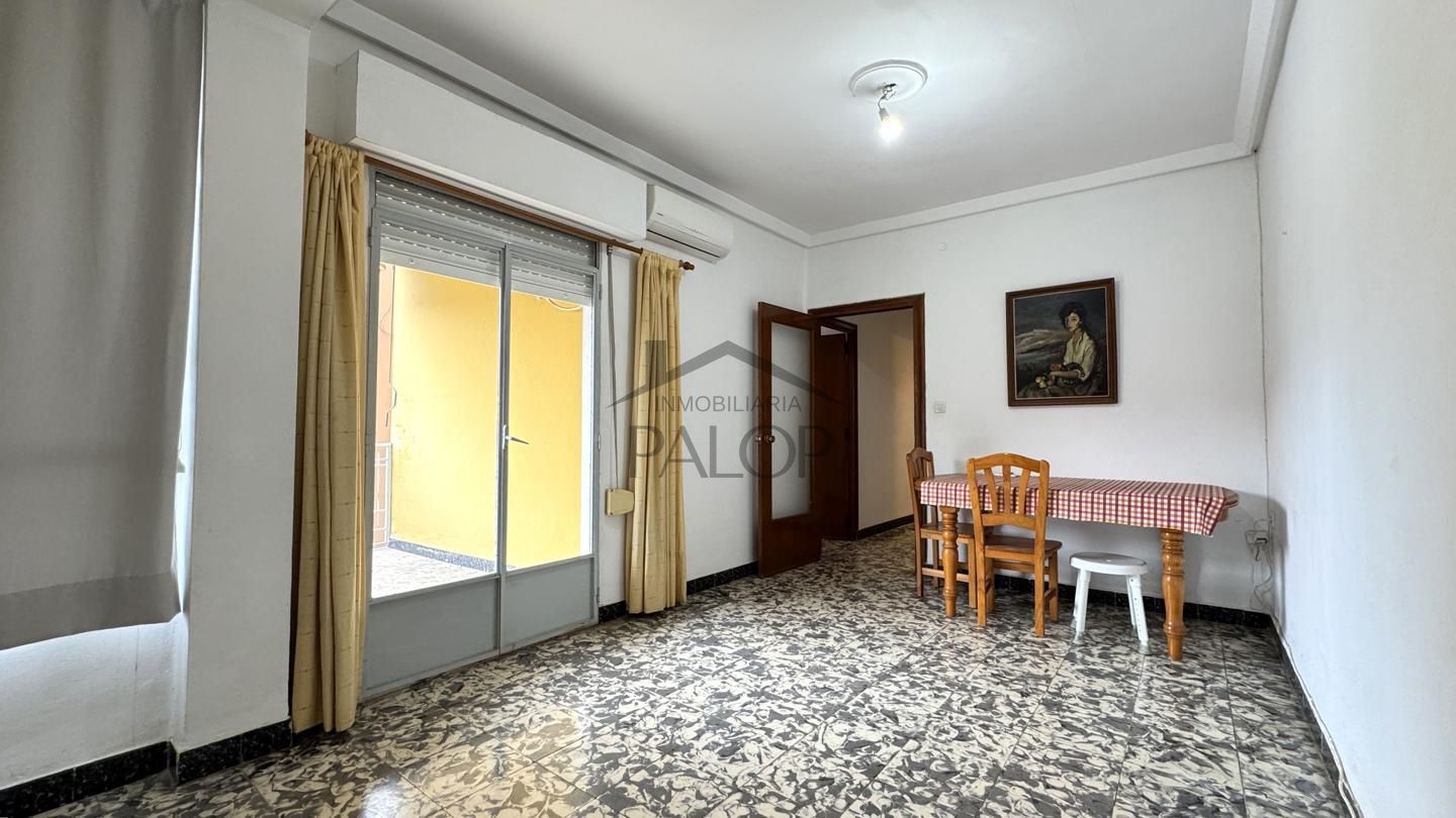 Vista exterior de Piso en venta en Carcaixent con Aire acondicionado y Balcón