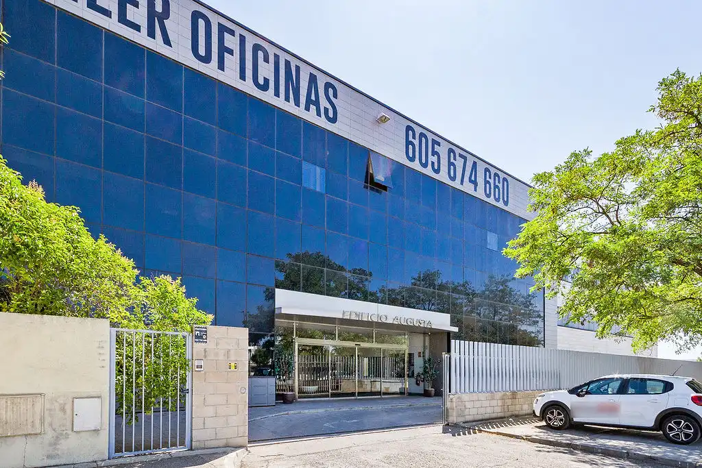 Business premises for sale in Av Vía Láctea, imagen 44
