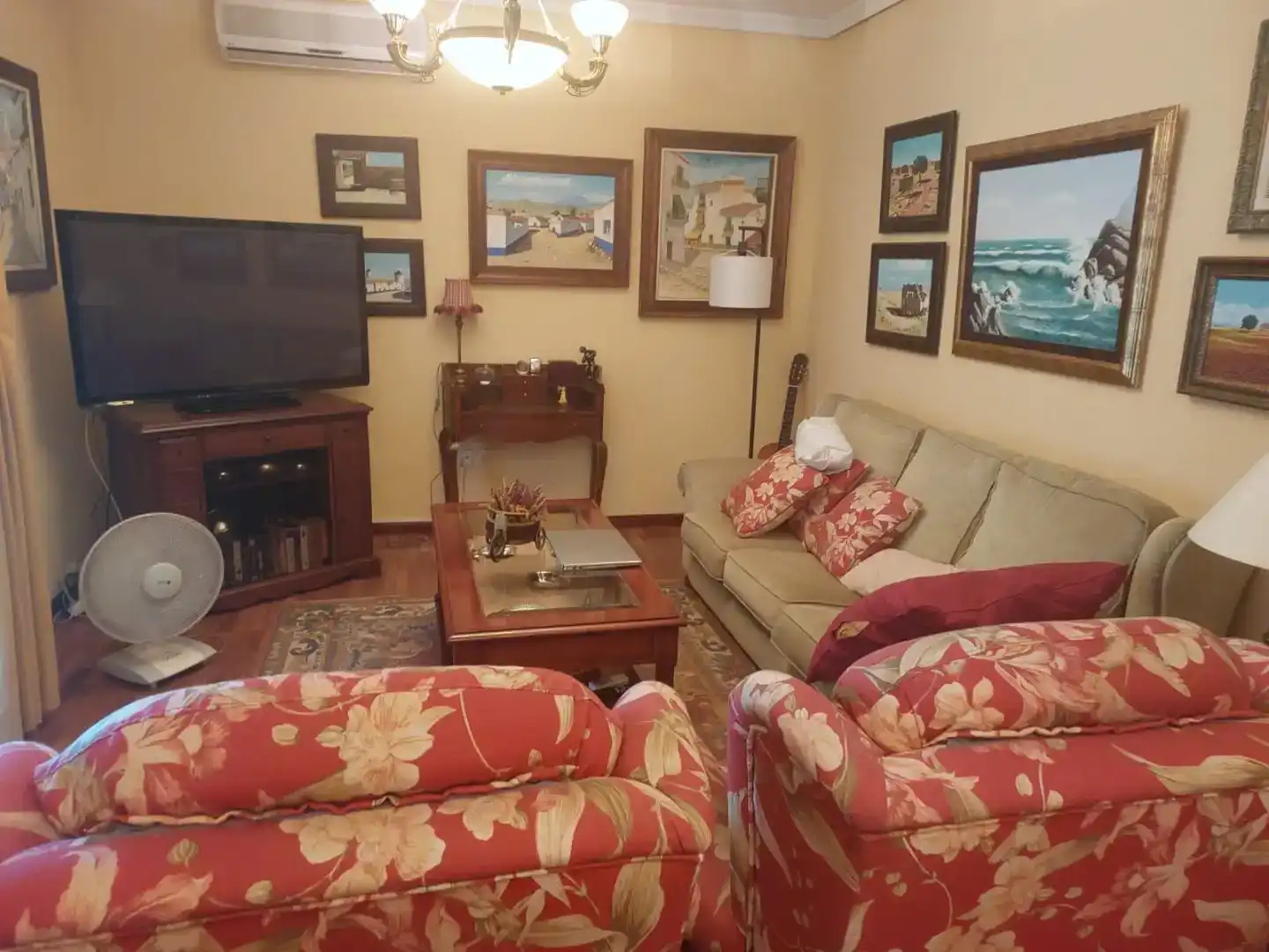 Living room of Detached homes for sale in Ciudad Real  with Private garden and Parquet flooring