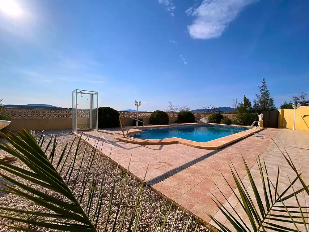 Piscina de Casa o chalet en venta en El Pinós / Pinoso
